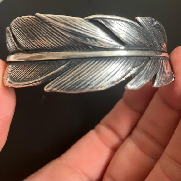 James Avery Sterling Silver Feather Cuff Bracelet (RETIRED) - fit S-M wrist size - Picture 9 of 9
